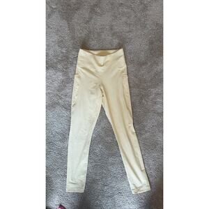 Athleta Interval Stash 7/8 Leggings Xs Pale Yellow